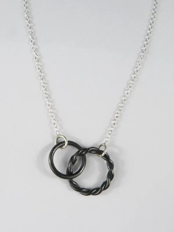 collier double anneaux